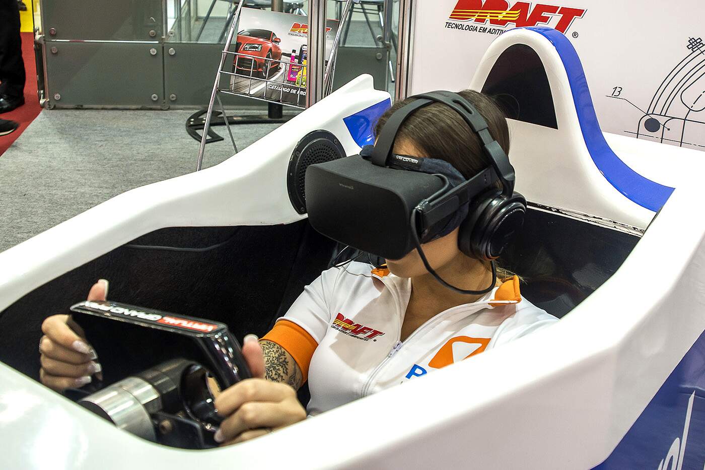 Simulador Cockpit F1 VR Petrol @ Feira Automec 2017
